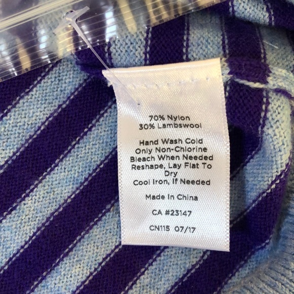 Talbots sweater - Picture 3 of 3